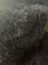 Load image into Gallery viewer, Medium -Long haired faux fur
