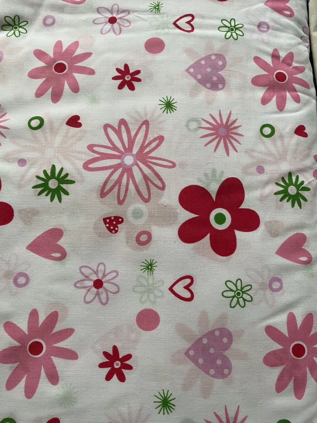 Daisy & hearts  polycotton- Metre