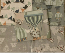 Load image into Gallery viewer, 5 x Fat Quarters Vintage balloons

